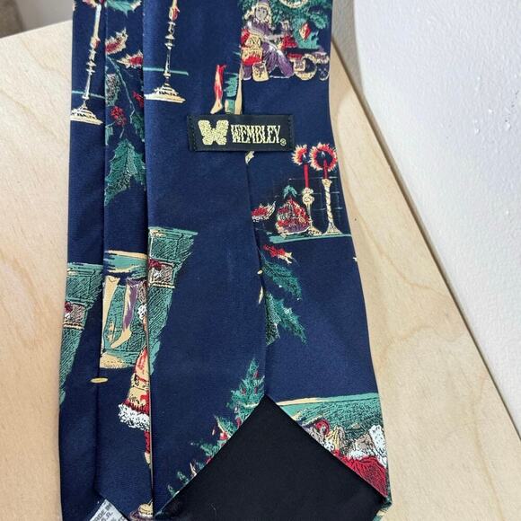 Webley 100% Silk Blue Christmas Tree Santa Novelty Print Mens Tie - Picture 5 of 6
